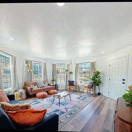 New Modern Boho Apt- Close To Yosemite Oakhurst Exterior foto